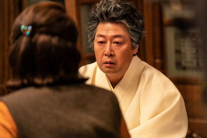 Kim Yun-seok, 'Acting master' That's right. As soon as he got in a drop of alcohol, he passed out ('Extra Family')