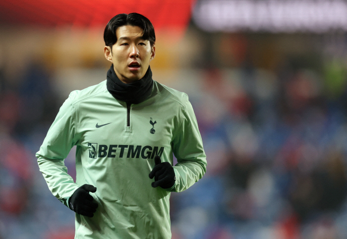 Son Heung-min of Manchester United → Tottenham Rashford? Crazy Scenario Appears...SON and Tottenham renewed their contracts for 12 years