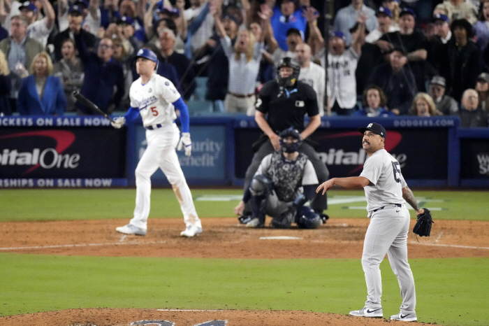 Is it because of WS's first walk-off bases loaded? A left-hander with a mustache that's packed after a career high...Yankees to close out 30SV