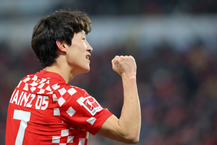  Kim Min-jae's wall-crashing Munich hero Lee Jae-sung's all-time performance for a reason...It evolves even at the age of 32