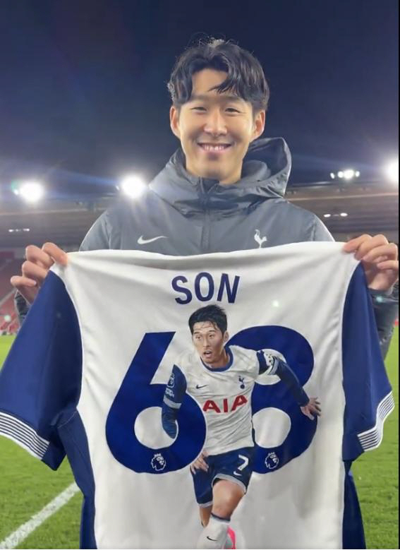 Crazy performance SON, Tottenham club's legendary uniform gift → Re-contract negotiations are positive...Captain Son Heung-min's heyday is back