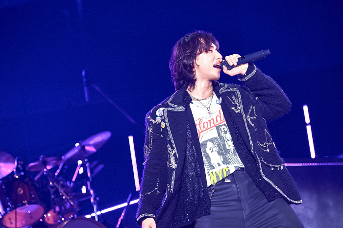 Daesung Wraps Up Japan Tour, Debuts New Song 'Umbrella'