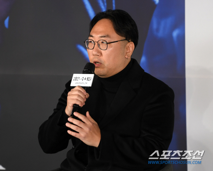 Director Kwon Hyuk-jae, Black Priests Thank you for supporting director Jang Jae-hyun, I won't put you on good works (Black nuns)