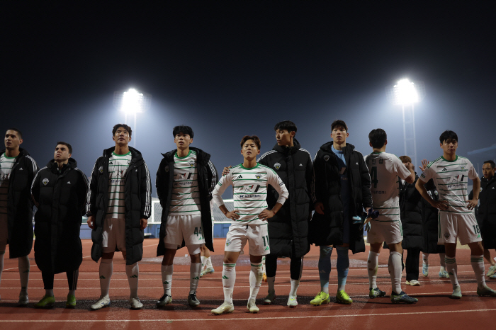 Kim Doo-hyun Breaking Up Jeonbuk, Leadership → Tactics and Strategists are looking for...Gwangju head coach Lee Jung-hyo is also a hippopotamus