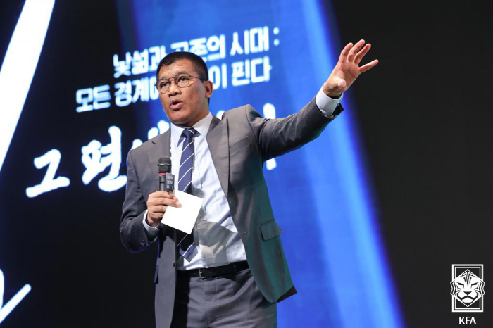  The K-League will be the best in Asia only when the pain of misjudgment and manager Byun Sung-hwan's skills  referees grow together...2024 KFA Judgment Conference Results