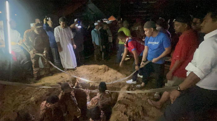 Weighing 420kg, the rescue team's excavator will be held for a funeral