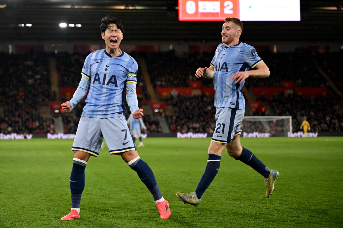 Welcome, Yang Min-hyuk's one-man show with one goal and two assists, Son Heung-min, Tottenham's most assisted, Captain's smile that he gave credit to young people even in a new history