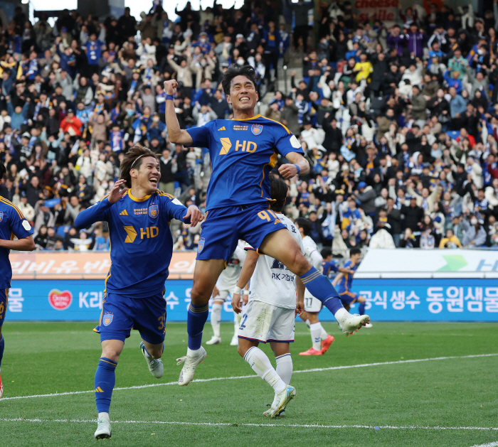 37.3 billion → 41 billion → 48 billion dynasties Ulsan, spectators → sales are also the highest ever...K League's Dream Self-reliance Management Signals