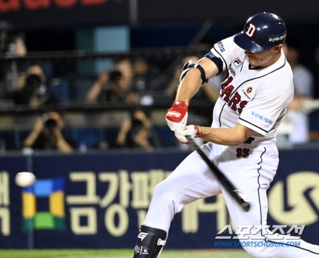 Doosan outfielder → New York M's first baseman, Jared Young, is this possible? Meaning of Major Contracts Permitted to Minor