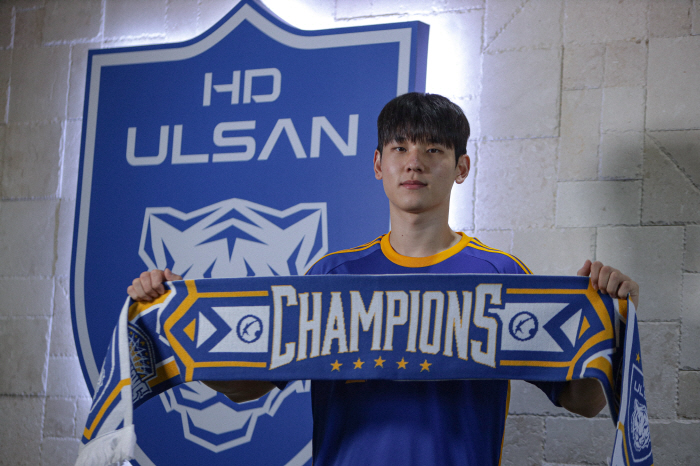  K League 1 champion Ulsan reveals its first recruitment...National team ace Baek In-woo's blood transfusion by age → Lease Choi Seok-hyun returns