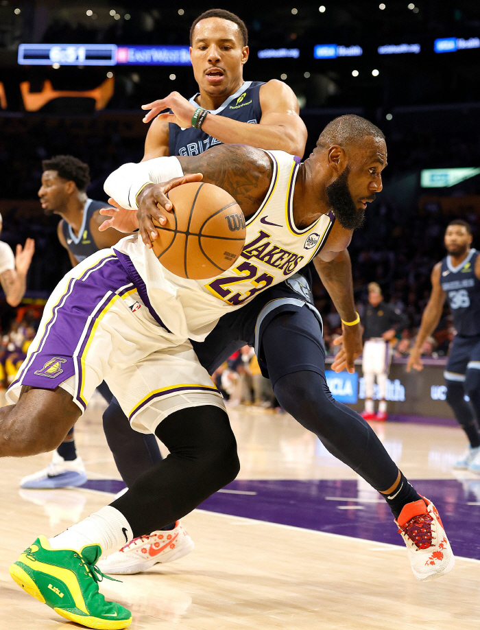 Shock Outlook LA Lakers Will Be PO Spectators ESPN LeBron's LAL, Will Fall Out Of Playoffs