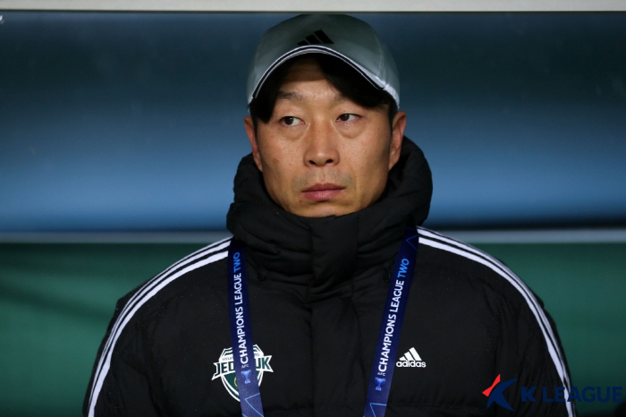 That's obvious. Jeonbuk's new coach, which already has the answer, is just a decision