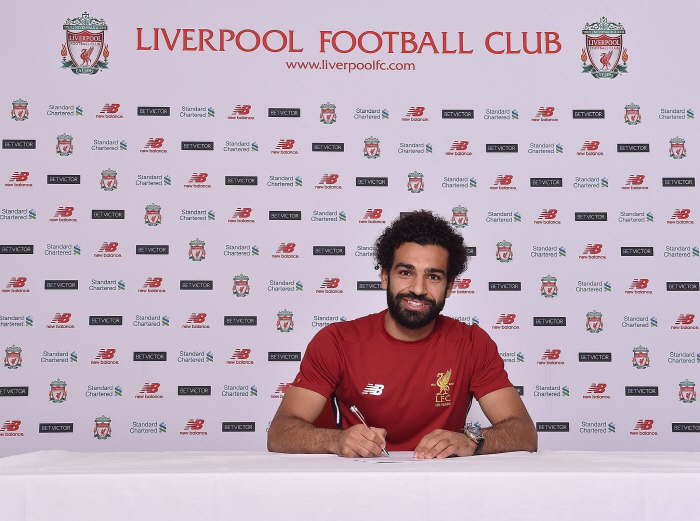 It's Aguero's official! It's different from Son Heung-min. Salah, have you reached an agreement with Liverpool to renew the EPL's highest-level weekly contract?→ It's already been extended by two years