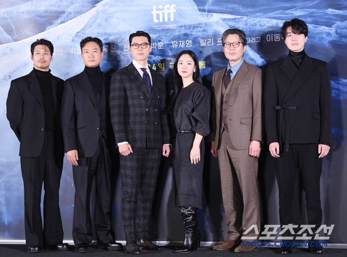  The main characters of the movie Harbin