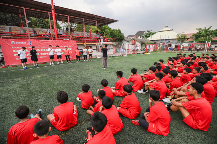 Seoul E-Land promotes youth international projects with professional soccer federations to create the first youth profit model in the K League!