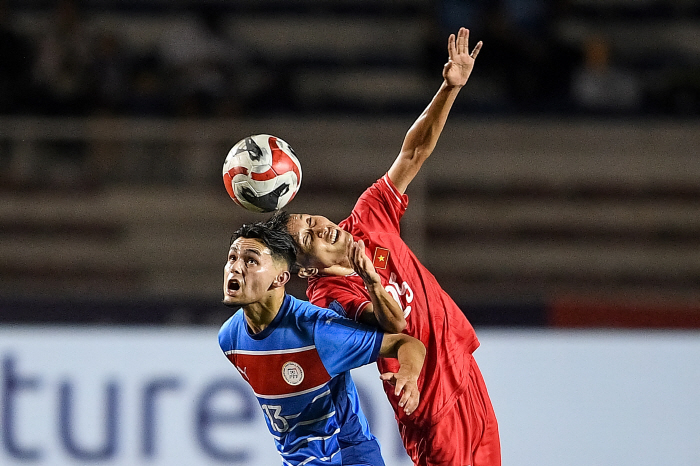 Mealma Magic Kim Sang-sik's Vietnam appears in the semi-finals of the top group in the 11th draw with the Philippines in extra time