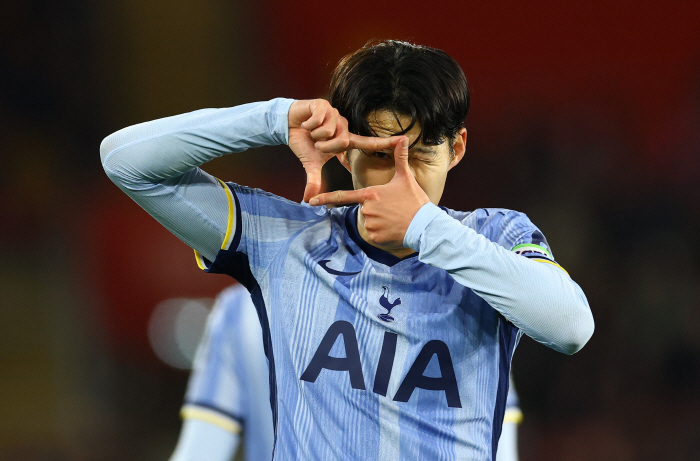 Son Heung-min played in the 45th minute of the first half, escaped from 17 years of selection, and faced Amorim for the first time...Tottenham to face Manchester United is the best