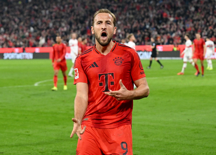 Super awesome! Kane made an unconventional remark that 'I want to recruit SON' → Rumors of a transfer to Munich are wild'Son Heungmin, no renewal.' Tottenham's entrance