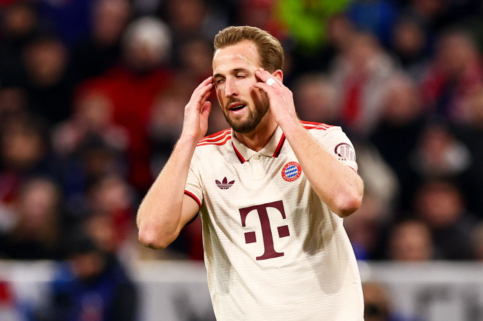 Super awesome! Kane made an unconventional remark that 'I want to recruit SON' → Rumors of a transfer to Munich are wild'Son Heungmin, no renewal.' Tottenham's entrance