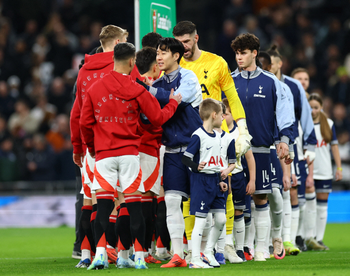 30 → 43 wins, wasn't it fun? Tonshin Mango, the coach of Tottenham in the semifinals, is relaxed