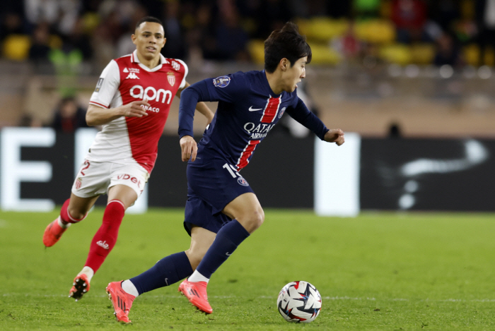 Golden Boy  Top Class, Fact! Records and figures say. PSG's Lee Kang-in Selected as a Statistical Company League 1 Team of the Year