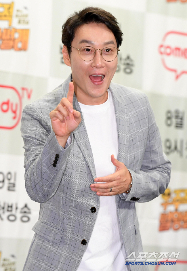 Lee Hwi-jae revealed even after the suspension of his activities. Trau ...