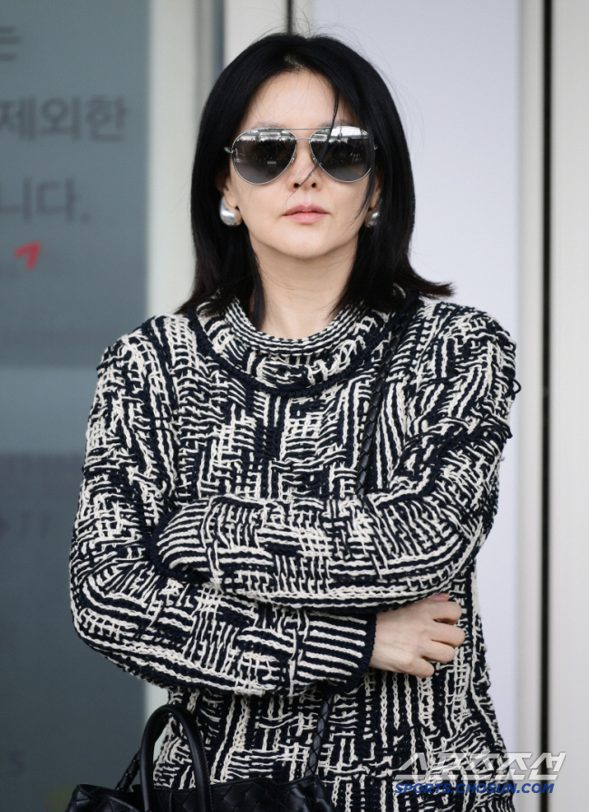  Lee Young-ae and Kim Gun-hee lost the first trial of Son Bae-so against YouTubers who claimed to be close to each other