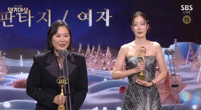 Sisters Kim Jae-hwa and Kim Hye-hwa Win Supporting Actor Awards at 2024 SBS Drama Awards