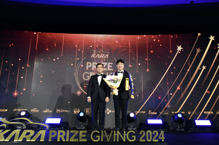 48-Year-Old Veteran Driver Jang Hyun-jin Wins 2024 Driver of the Year Award