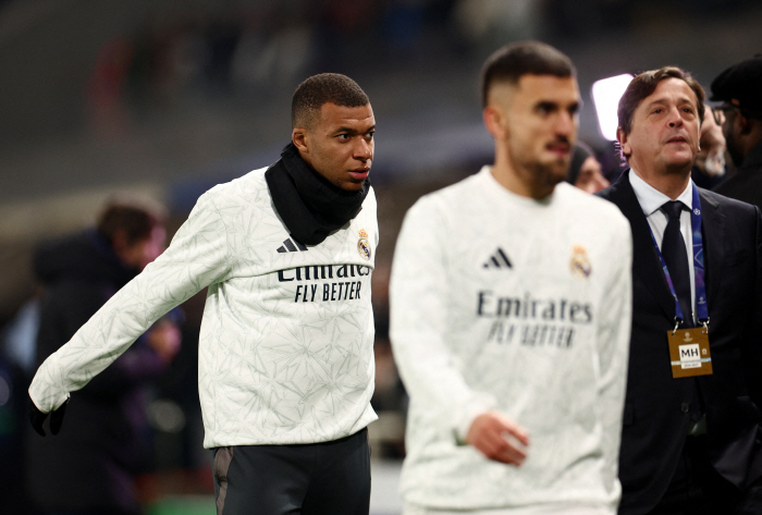 That's outrageous! Rumors of discord, Mbappe, was really Madrid's bullyingPick the best teammates → Ignore all Bellingham Vinicius  0 Real players