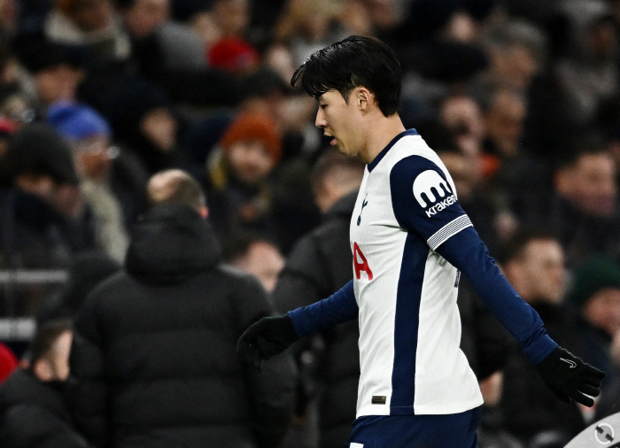 6 home runs are the worst, disappointing. Son Heung-min, who was devastated, even humiliated with a rating of 3...Is this the end of the trip with Tottenham?