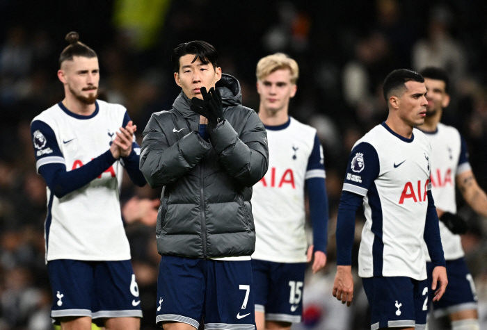 Son Heung-min in tears was punished for the all-time game with nine shocking goals…Tottenham → End of winning streak with 6 goals conceded at home