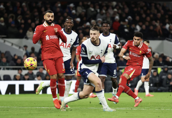 Tottenham's 45 billion won, which is worse than the 18-year-old, is the loser of Liverpool, and there is a lot of criticism