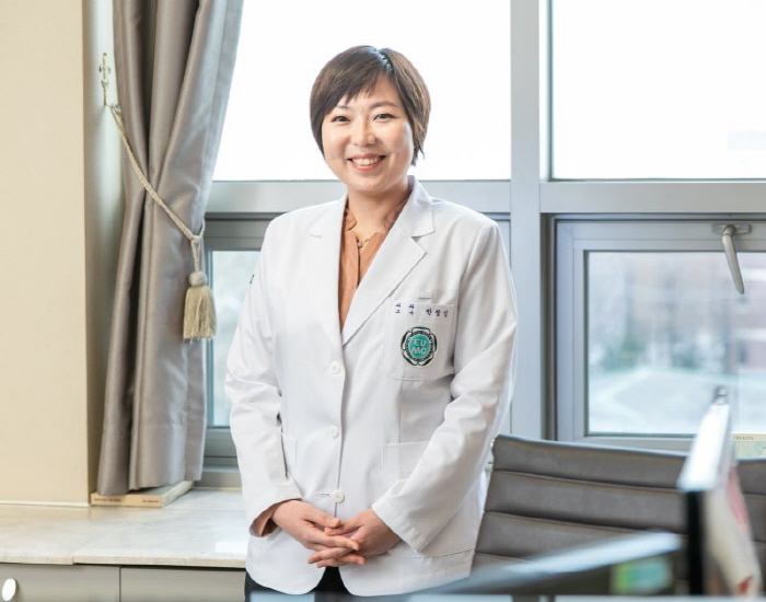 Prof. Ahn Jung-shin of Ewha Womans University Mokdong Hospital has applied for a patent to commercialize a microbial strain with anticancer effects on breast cancer