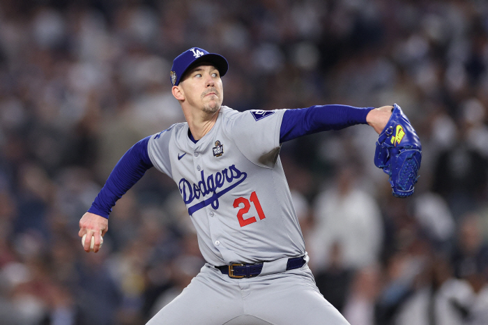 World Series 1W1S hero Tu Buehler broke up with his former team Dodgers. 12.05 million settlement with Boston for one year