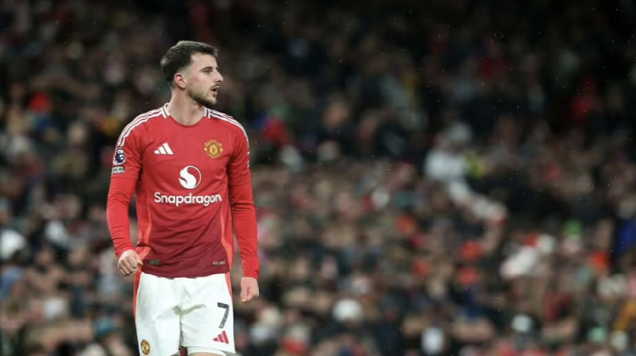 Manchester United's £60 million star collapsed again, injured in 14 minutes OUT → set to return in March 2025 despondent