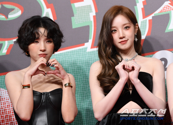  (G)I-DLE's SOYEON GIRL heart