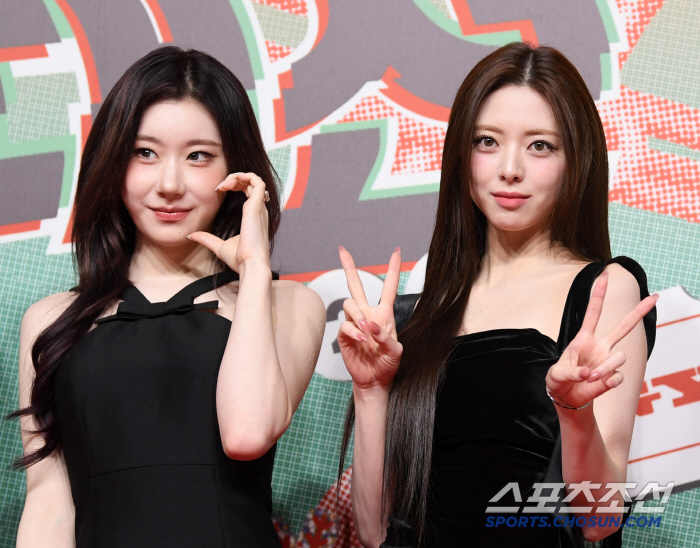  ITZY CHAERYEONG, YUNA's fresh