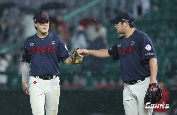 Will he be the on-base king with long-shot power? In fact, minimum annual salary → 100 million...The next goal of the 22-year-old first baseman is 