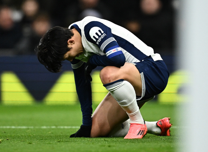 Son Heung-min is unhappy at Tottenham.' This is the first time I've seen this. Why it has been sluggish recently without an agreement to re-sign