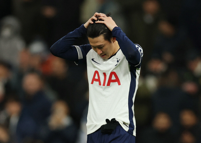 Tottenham, what kind of scandal is this? Sonny Repays by Blocking 10-Year Transfer...I don't understand scouts. → Get out of here