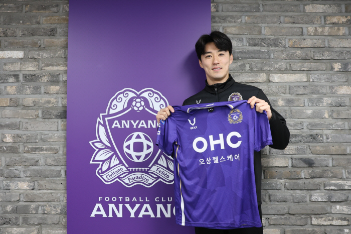  I found the person who contributed to the promotion! FC Anyang Signs Re-signing With Lee Tae-hee, K League 2's Best 11