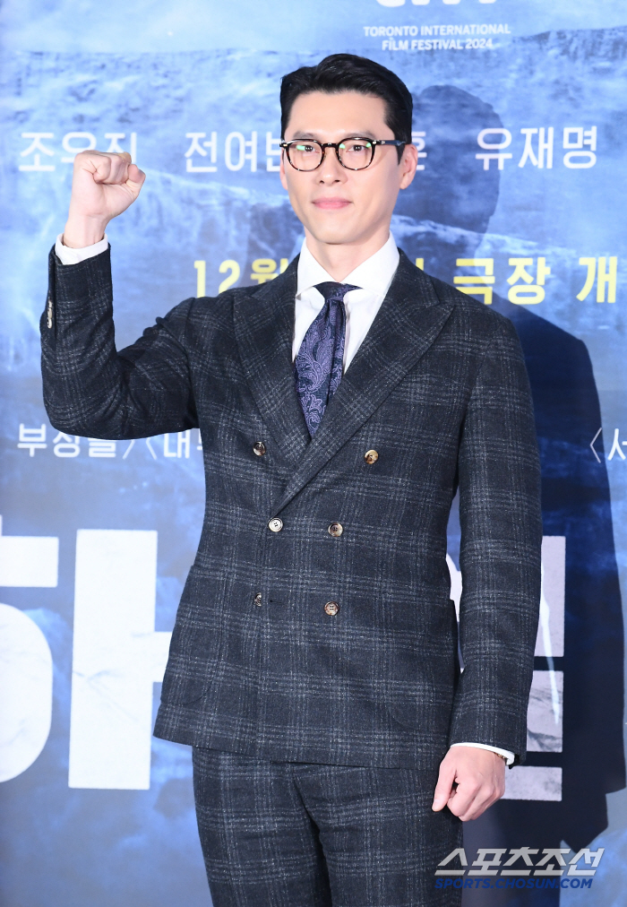 Hyunbin and 'Harbin' Director to Appear on JTBC Newsroom on Dec. 29