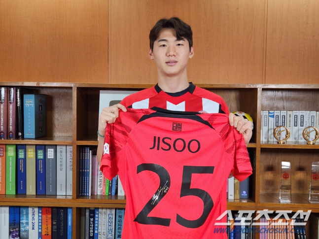 15th Premier Leaguer Kim Ji-soo Debut Again, Making Korea's History, Youngest EPL Debut → Centerback for the First Time