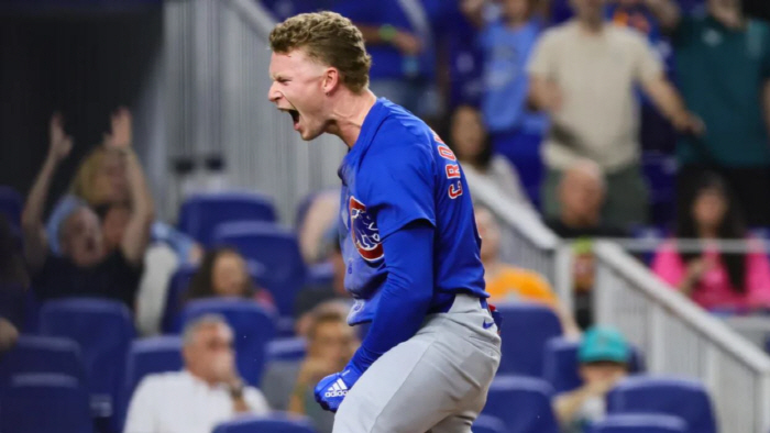 34.76 seconds on the ground...A man who breaks the taboo, who is the first in the longest home run ceremony