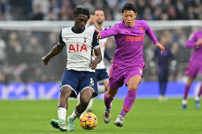 Hwang Hee-chan, the bull, scored 2G consecutive goals  78 minutes! 64 min Son Heung-min missed PK tears Tottenham Wolves draw 2-2