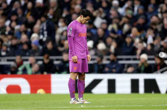 Hwang Hee-chan, who paid silent tribute after scoring his second goal, mourned the Jeju Air disaster at Muan Airport, killing 179 people