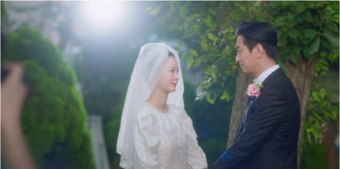  Joo Ji-hoon, who confessed to Jung Yu-mi, has a happy ending to the promise in the first snow (outside) 