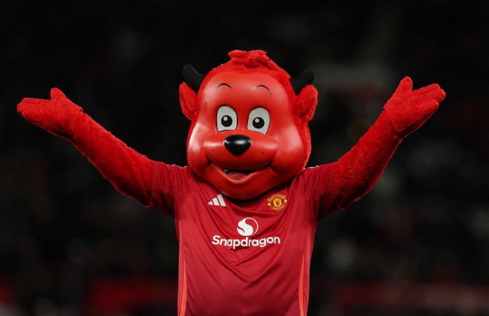 Catastrophic Manchester United relegation realization, performance that even Fred didn't understand...SON corner kick goal aftermath?→ Four consecutive hell swamps