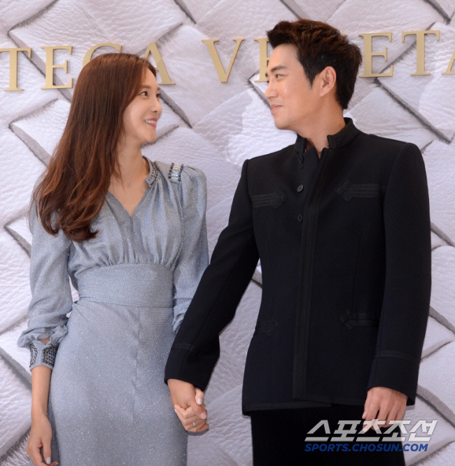 Cha Ye-ryeon and ♥ I am lonely because I have no sympathy for the shocking confession after 8 years of marriage with Joo Sang-wook (a table for 4 people) 